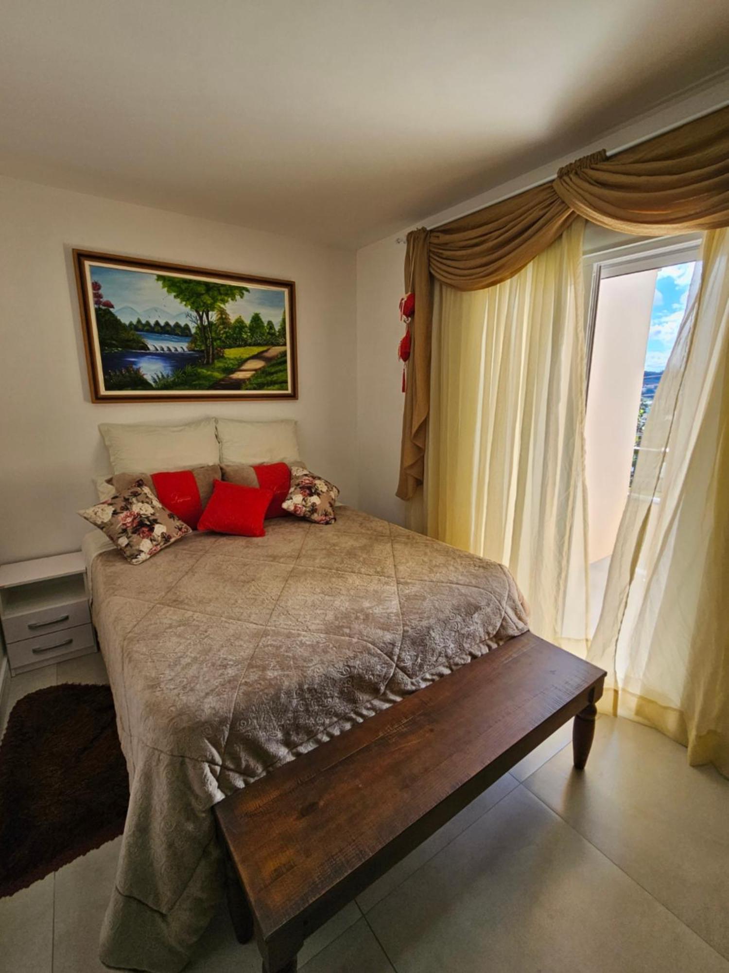 Pousada Lugama Bento Gonçalves Quarto foto